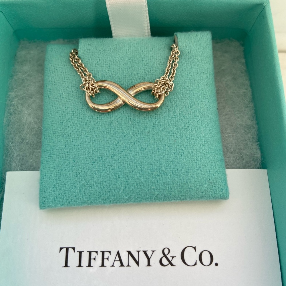 Tiffany & Co Infinity Necklace